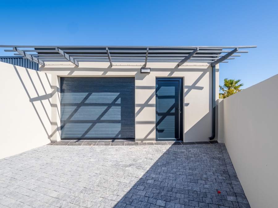 4 Bedroom Property for Sale in Paradise Western Cape